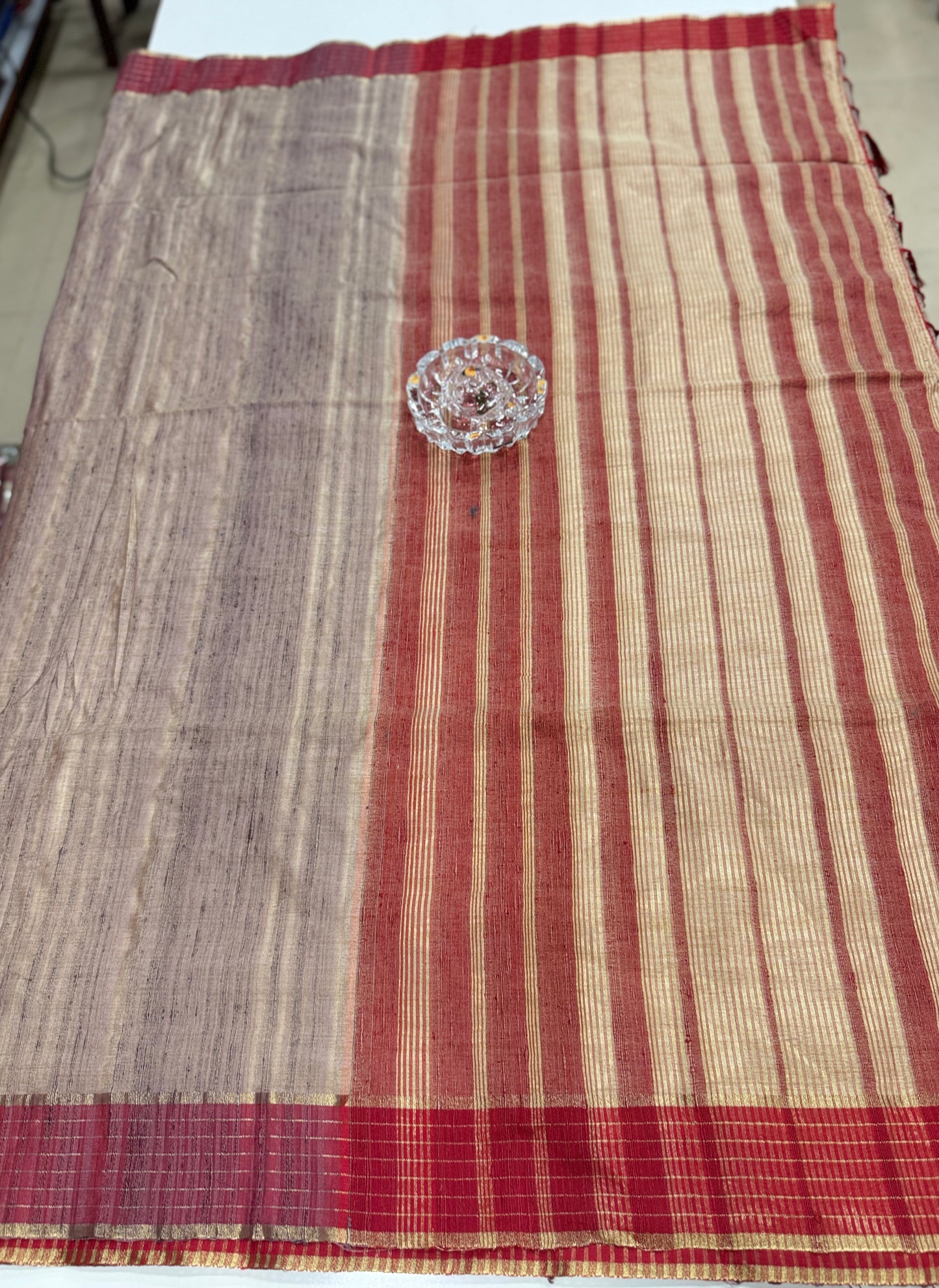 Handloom Style Katan Silk Saree with Red Zari Border – Elegant Office & Festive Wear Saree for Women