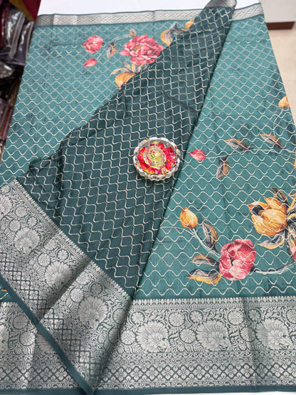 Kasargod-Style Silk Blend Saree with Zari Border and Rich Pallu – Festive Saree for Women