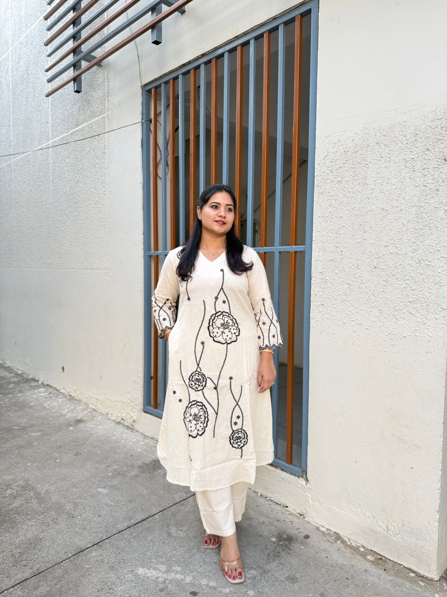 Flex Cotton Kurti Pant Set with Elegant Embroidery – Ethnic Daily Wear for Women (Sizes 38 to 46)