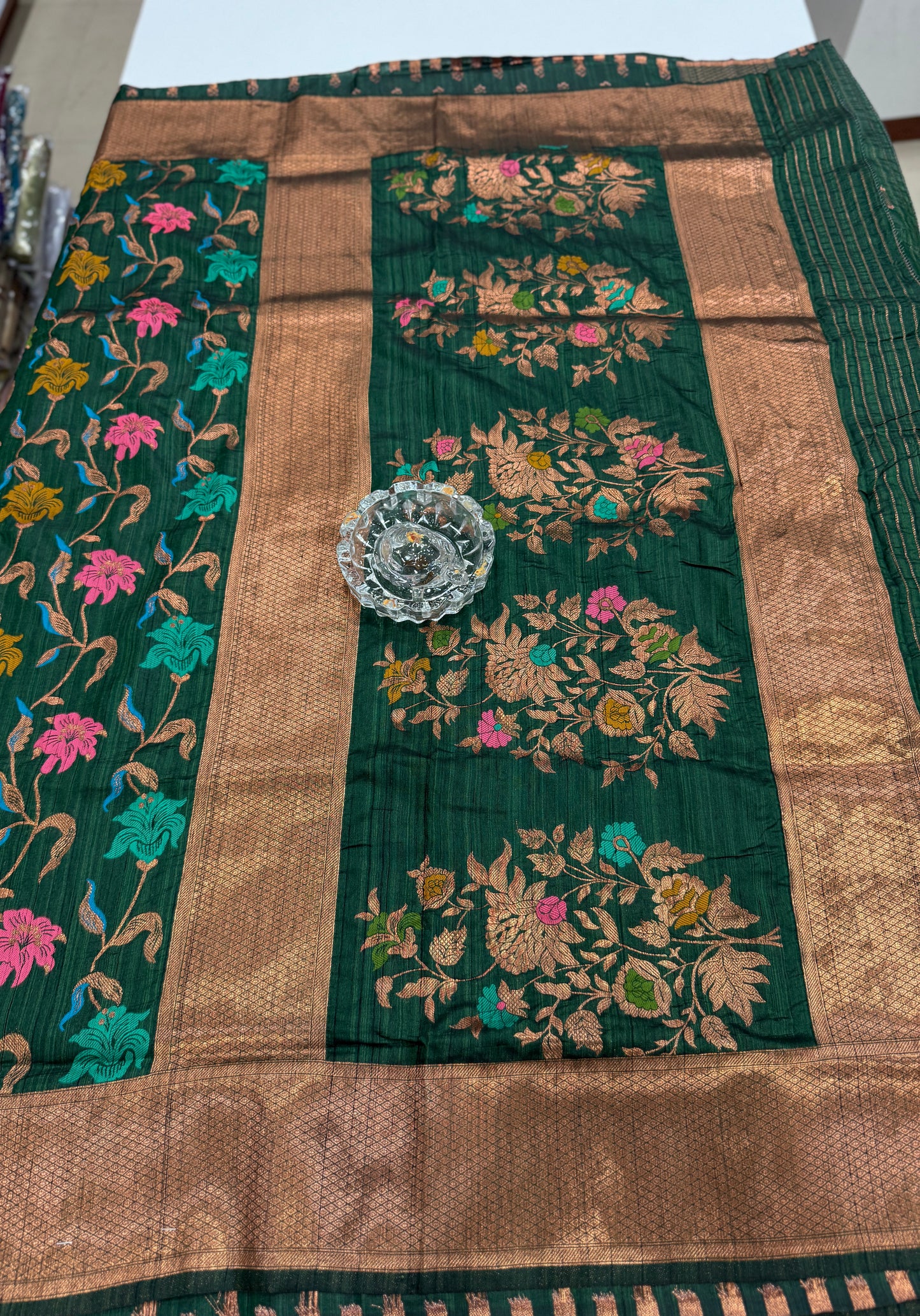 Soft silk saree with woven floral zari border and contrast pallu for women