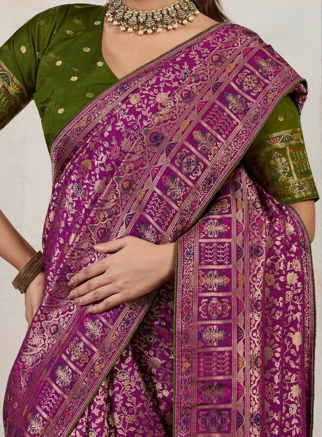 Soft Makhmal Silk Saree with 11-Shade Meenakari Weaving and Grand Pallu – Heritage Wedding Saree for Women