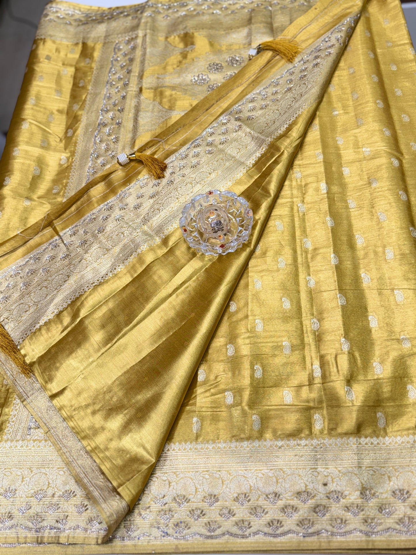 Rich Tissue Silk Saree with Heavy Zari Weaving and Ornate Border for Women