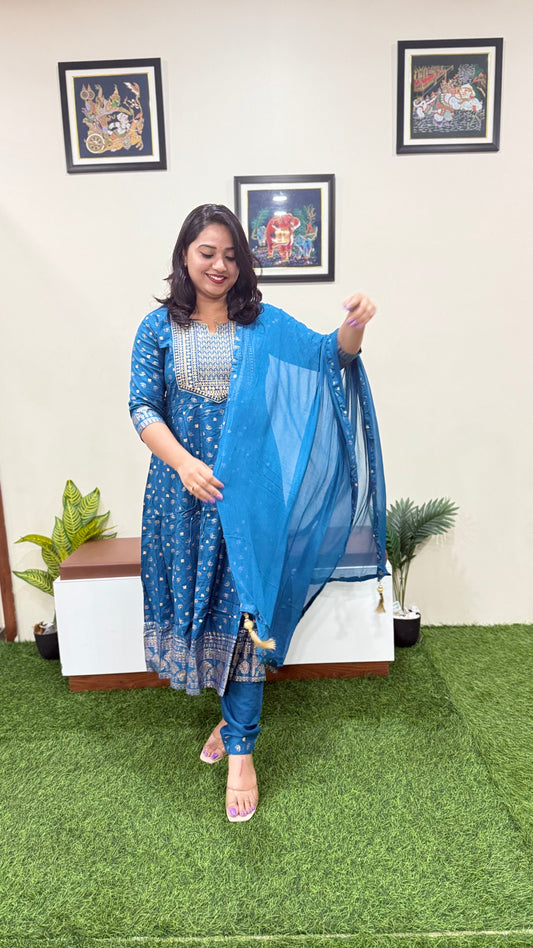 Rayon Kurta Pant Dupatta Set with Foil Print and Zari Sequins Embroidery – Women’s 3-Piece Outfit