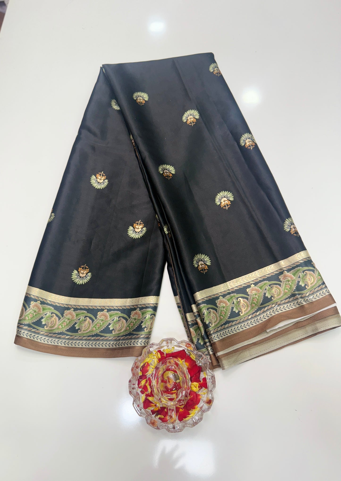 Printed Silk Saree with Matching Blouse – Lightweight Festive Saree for Women