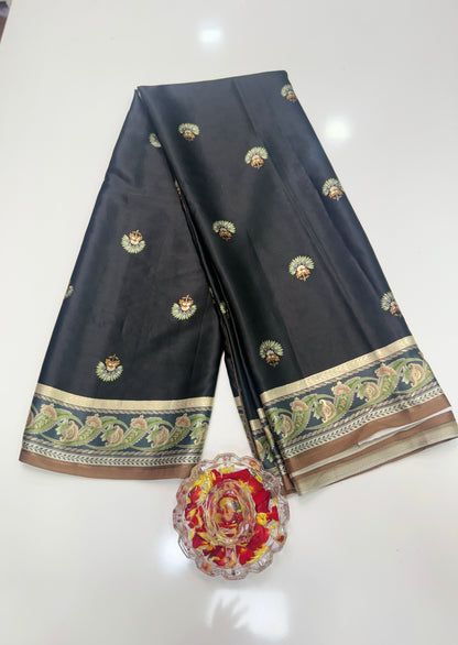 Printed Silk Saree with Matching Blouse – Lightweight Festive Saree for Women