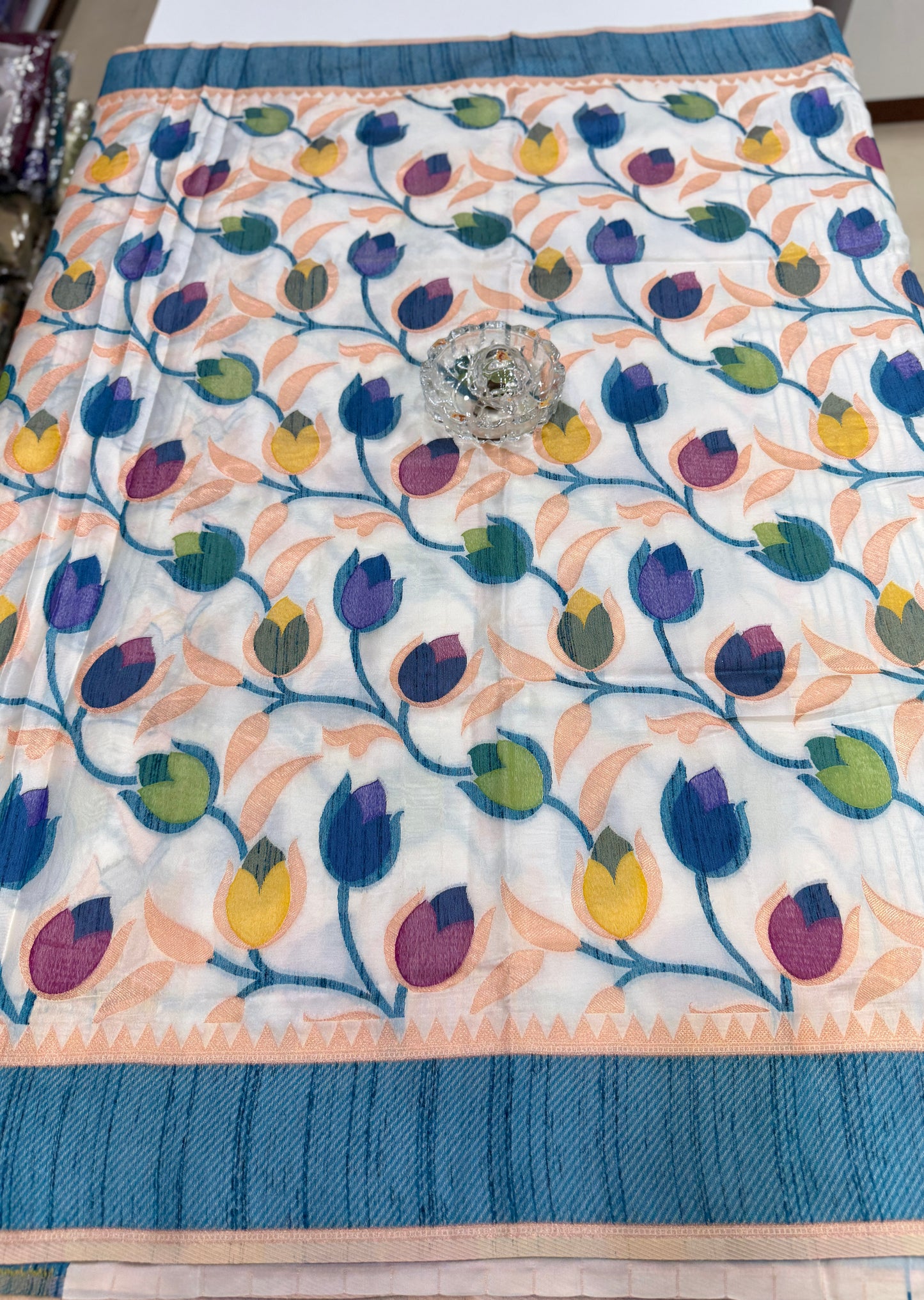 Soft silk floral printed saree with contrast blouse, lightweight festive wear saree for women