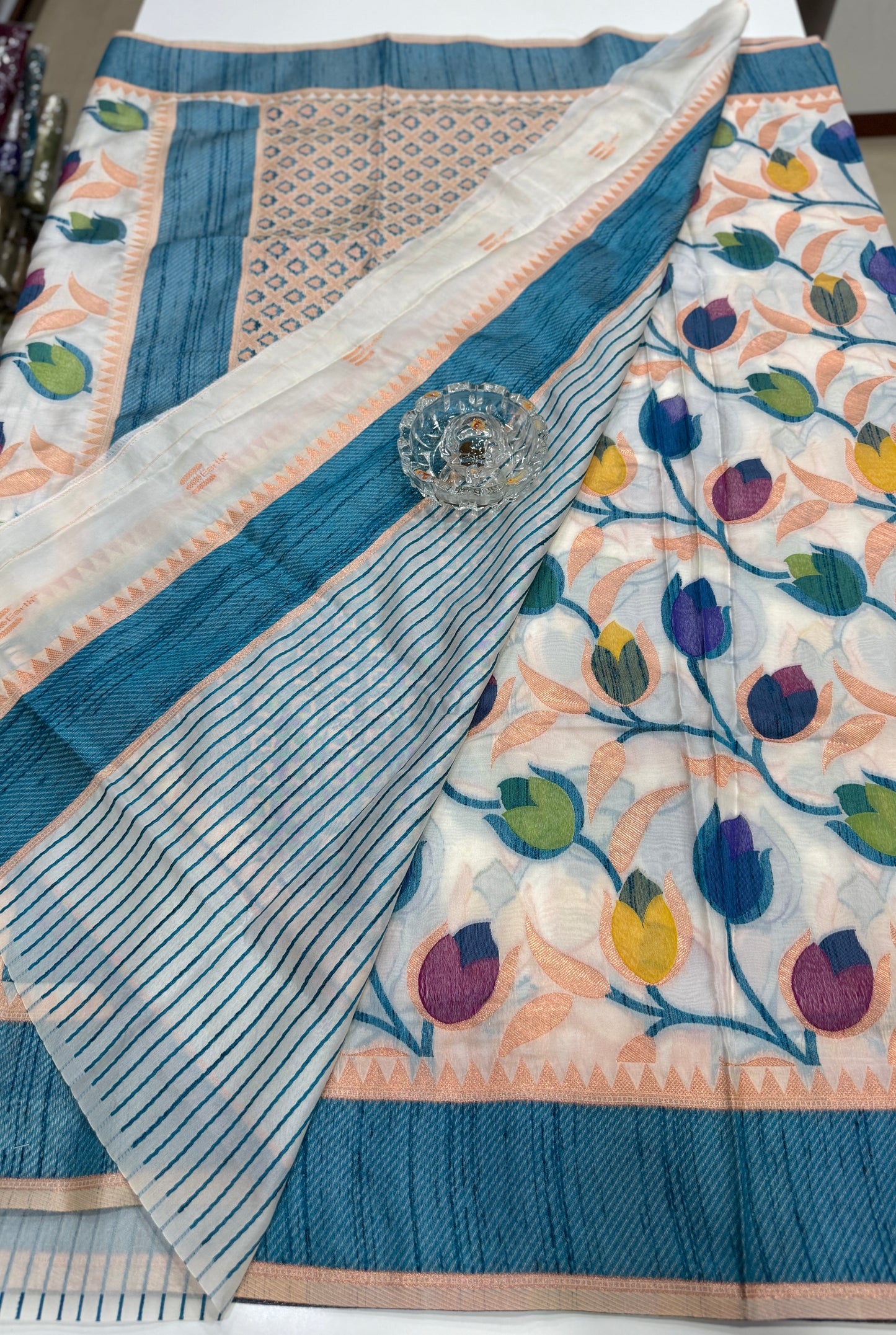 Soft silk floral printed saree with contrast blouse, lightweight festive wear saree for women