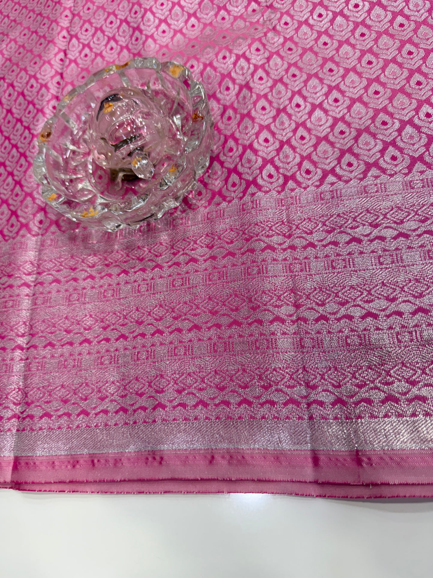 Bridal Soft Silk Saree with Jacquard Weaving & Contrast Border for Women