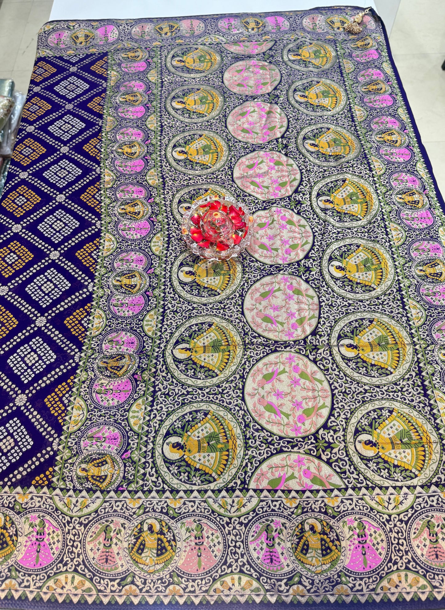 Pure Kaddi Georgette Zari Weaving Saree in Royal Blue with Bandhej-Inspired Checked Pattern and Traditional Border – Festive & Wedding Wear for Women