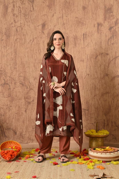 Crepe Kurta Pant Dupatta Set with Hand Detailing Work for Women – Sizes M to 3XL