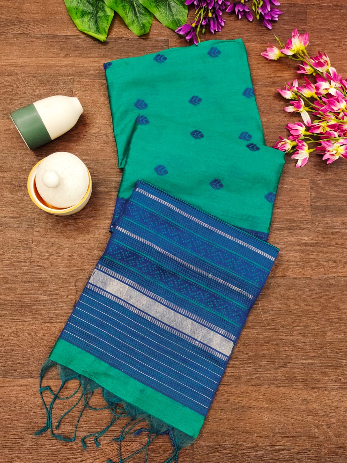 Regal Elegance Kaadi Raw Silk