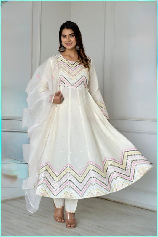 Full-Flared Anarkali Kurta Pant Dupatta Set with Thread and Mirror Work – Sizes 38 to 46