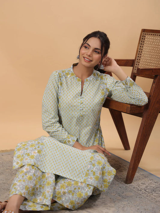 Regular Cambric Light Blue Floral Mandarin Collar Set