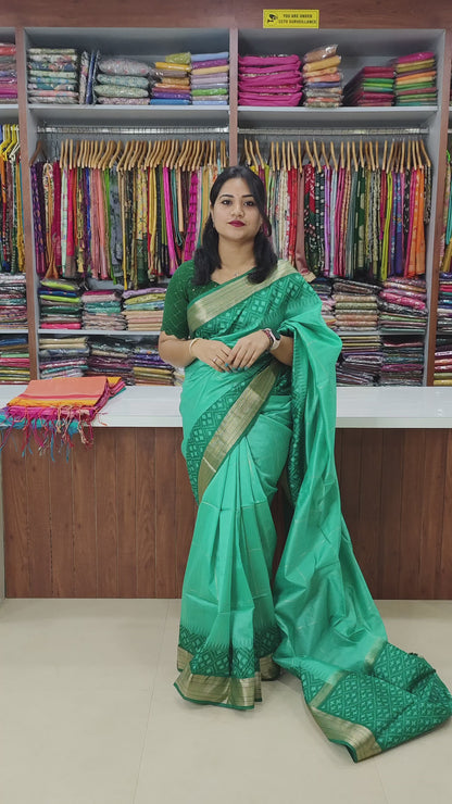 Timeless Elegance: Exquisite Semi Raw Silk Saree