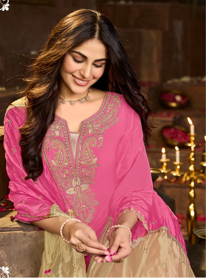 Pure Crepe Kurta Pant Dupatta Set with Heavy Embroidery and Organza Dupatta – Festive Ethnic Wear for Women