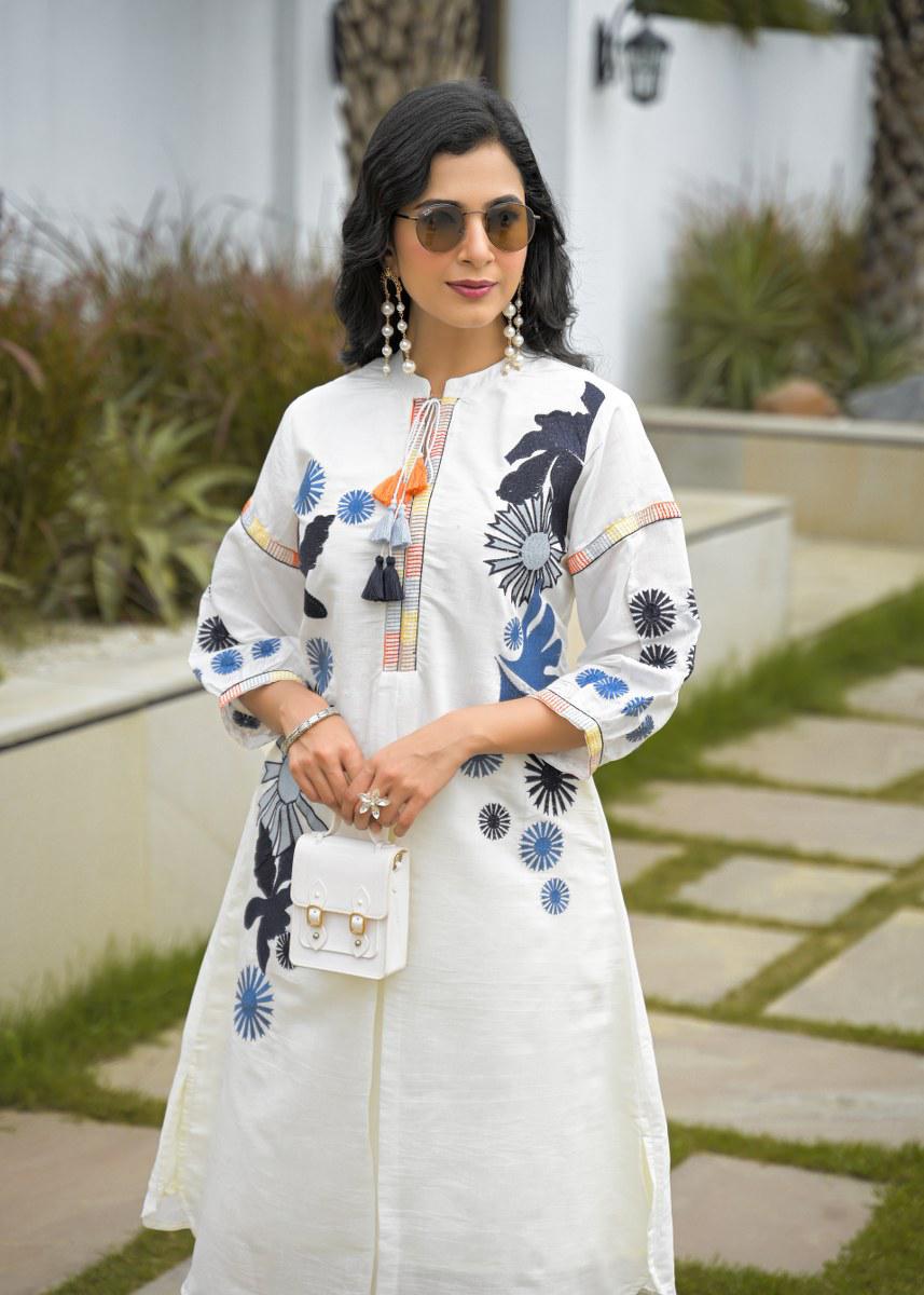 White Roman Silk Embroidered Kurta Pant Set for Women – Elegant Two-Piece Festive and Semi-Formal Outfit