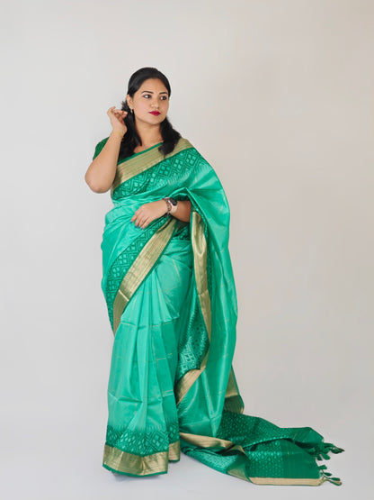 Timeless Elegance: Exquisite Semi Raw Silk Saree