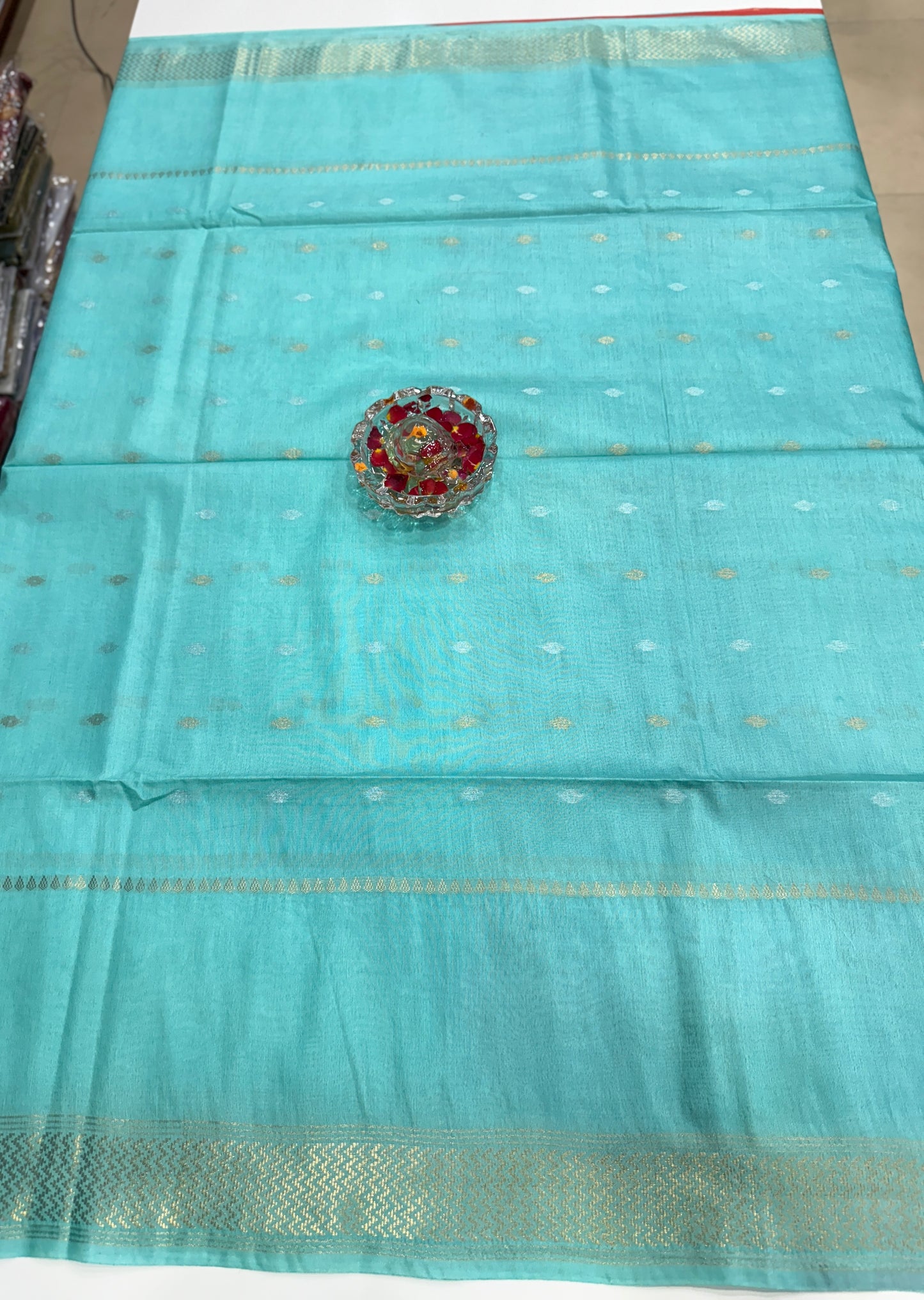Semi Cotton Silk Saree with 2D Woven Buttas and Contrast Pallu – Elegant Daily and Festive Wear Saree