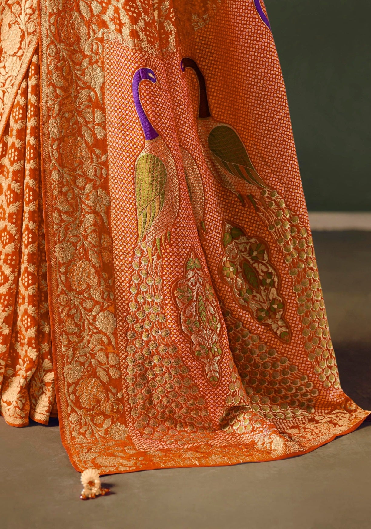 Pure Kaddi Georgette Zari Weaving Saree in Rust-Orange with Bandhani-Inspired Pattern and Antique Gold Border – Festive & Wedding Wear for Women