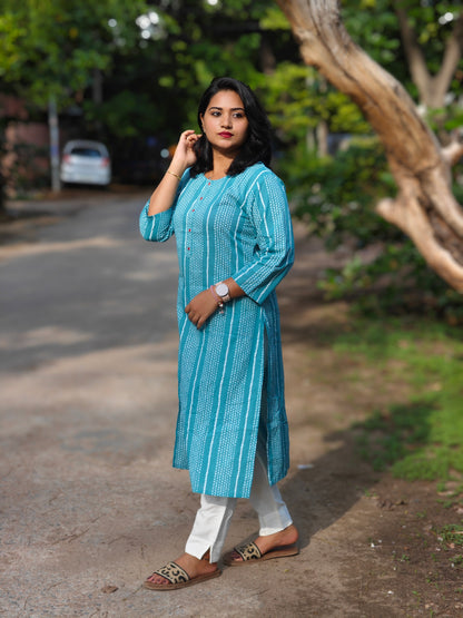 Blue Cotton Striped Straight Kurta 3787