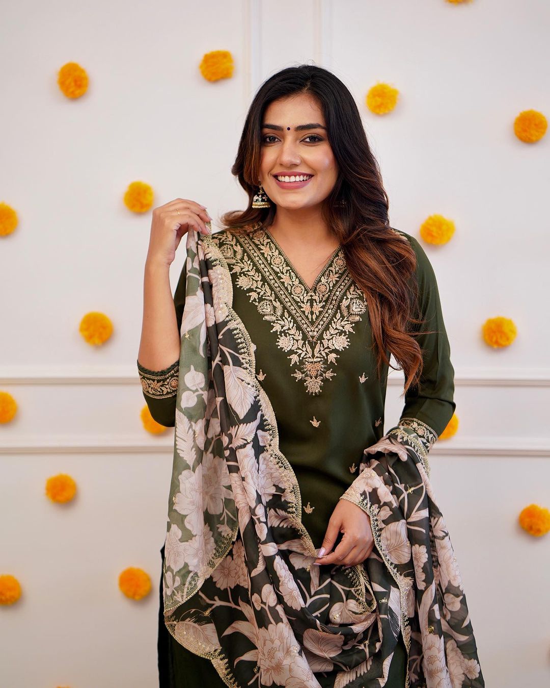 Chic Elegance: Unveiling Our Afghani Suit Sets Collection