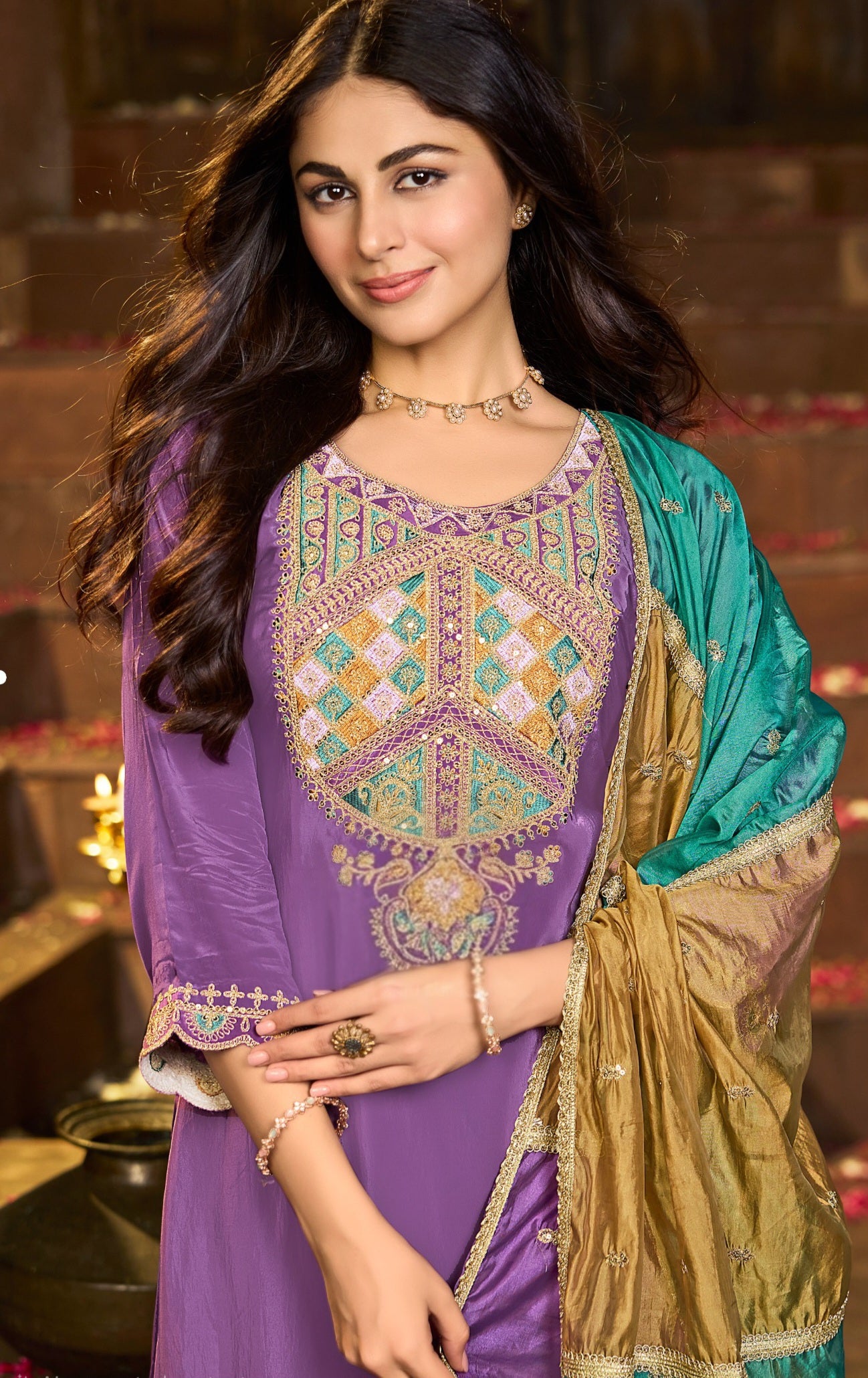 Pure Crepe Kurta Pant Dupatta Set with Heavy Embroidery and Organza Dupatta – Festive Ethnic Wear for Women