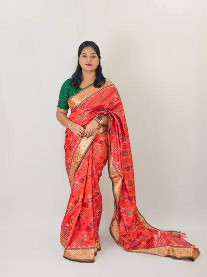 Ikkat Patola with Kanchi Borders